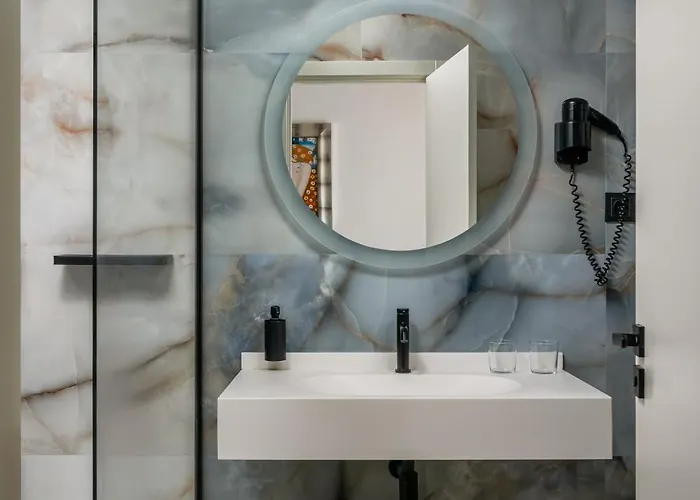 فندق Bypillow California 2*